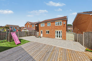 Bank Wood Close Newbold